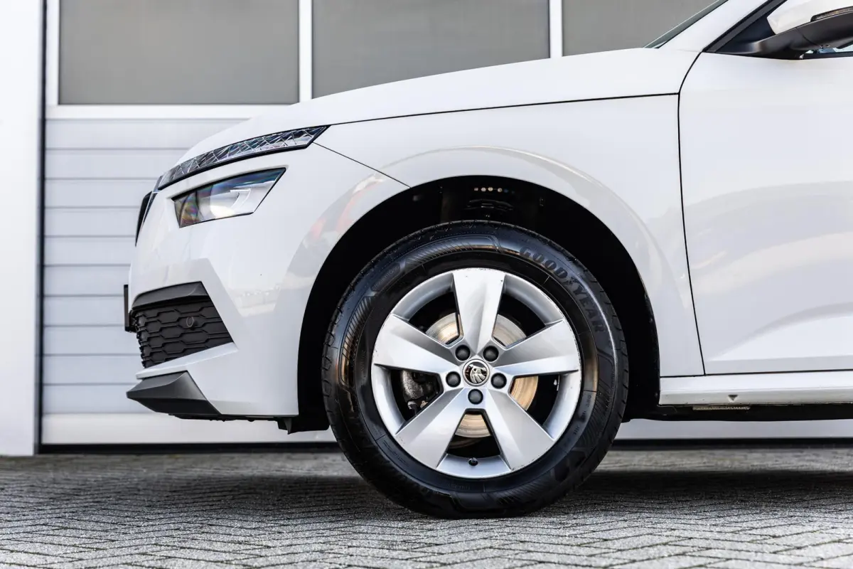 1.0 TSI 110pk Sport Business | Navigatie | Climate Control  | App Connect | Adaptieve Cruise Control