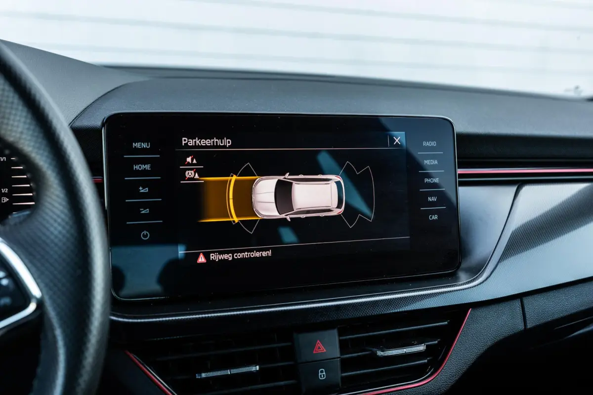1.0 TSI 110pk Sport Business | Navigatie | Climate Control  | App Connect | Adaptieve Cruise Control