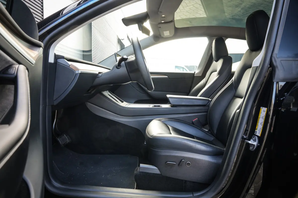 Long Range AWD 75 kWh | Full sellf driving | Navi | ACC | Boost | Camera | Org. NL |