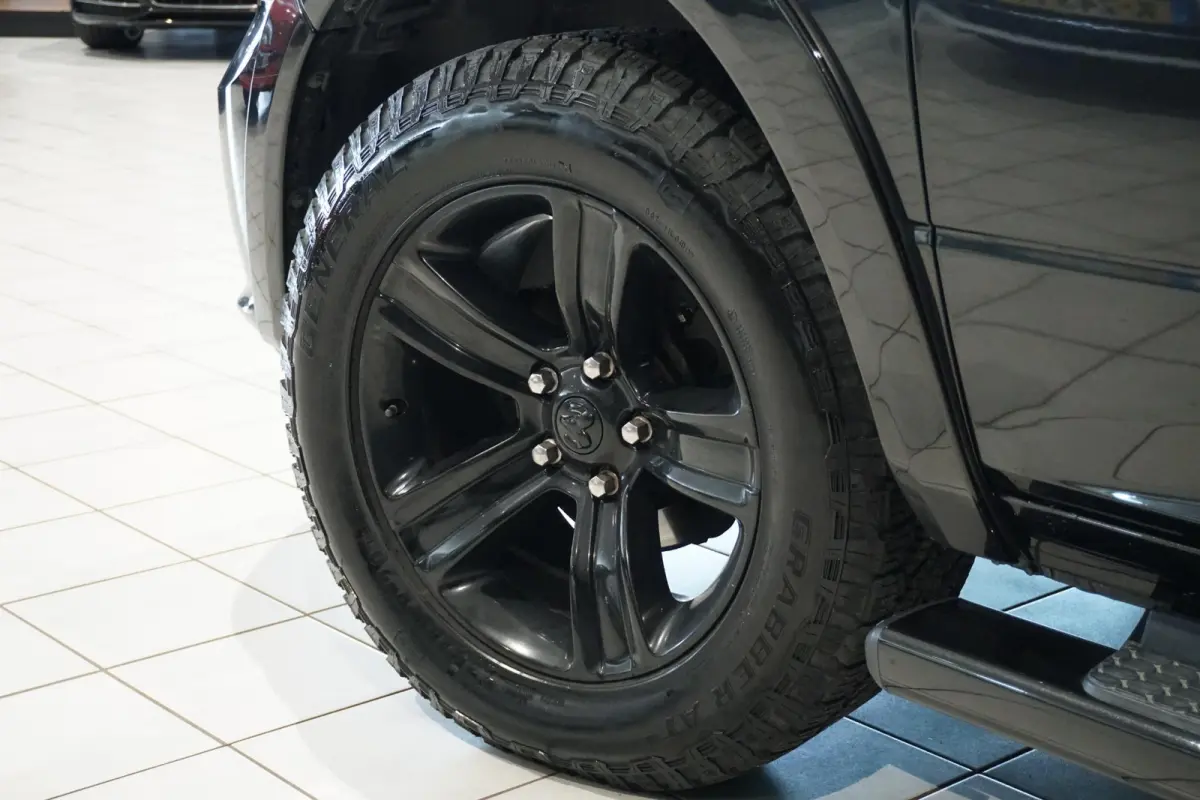 1500 5.7 V8 4x4 Crew Cab 5'7 Limited * €47.055 FISCAAL * LPG + PANO / LUCHTVERING / STOELVENTILATIE / ALPINE / KLEPSYSTEEM