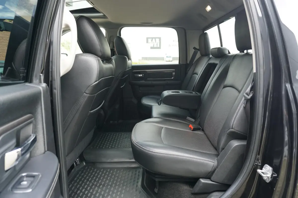 1500 5.7 V8 4x4 Crew Cab 5'7 Limited * €47.055 FISCAAL * LPG + PANO / LUCHTVERING / STOELVENTILATIE / ALPINE / KLEPSYSTEEM