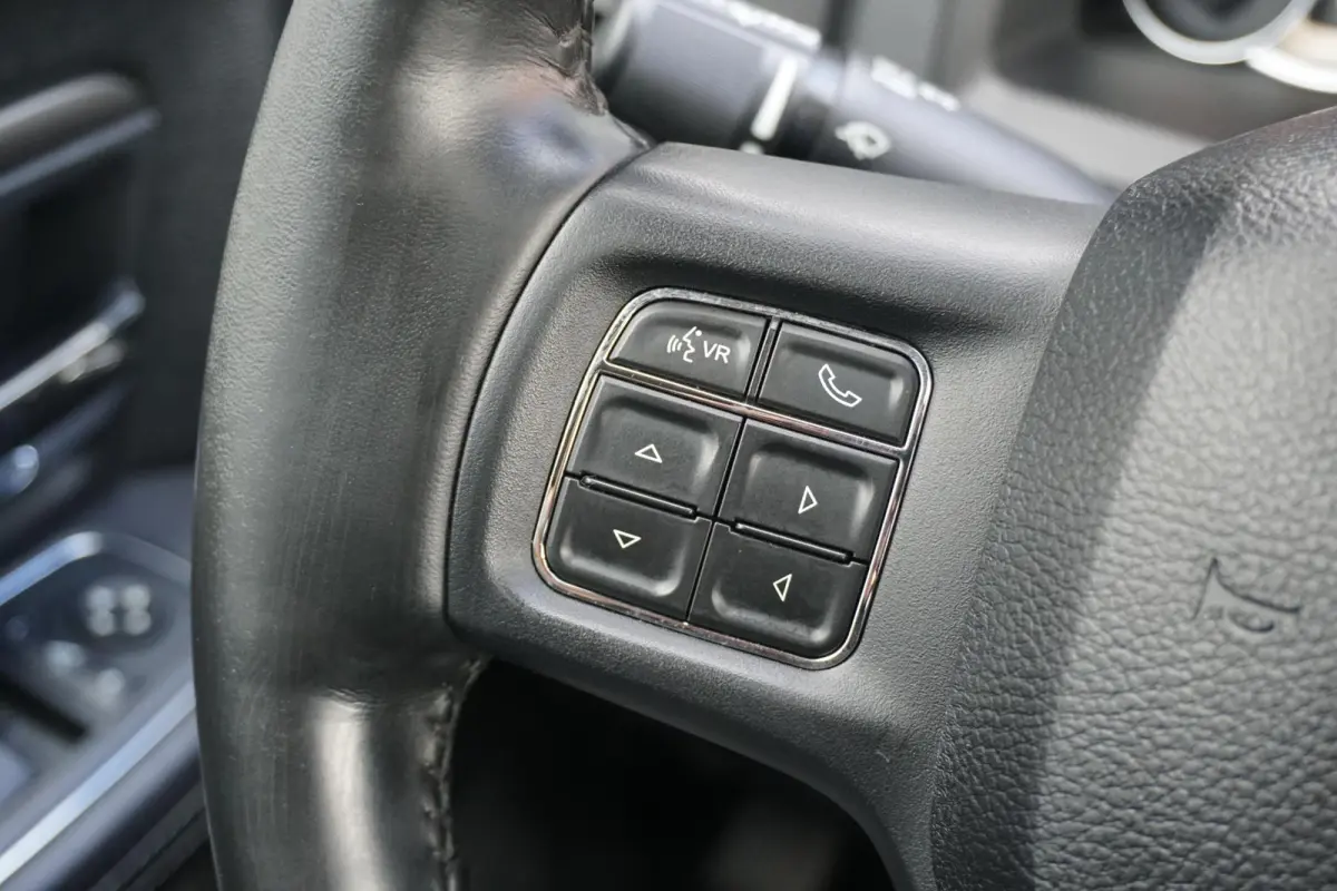 1500 5.7 V8 4x4 Crew Cab 5'7 Limited * €47.055 FISCAAL * LPG + PANO / LUCHTVERING / STOELVENTILATIE / ALPINE / KLEPSYSTEEM