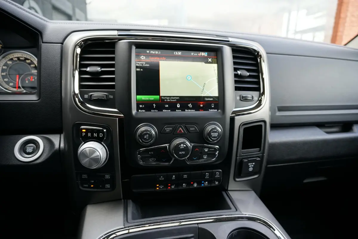 1500 5.7 V8 4x4 Crew Cab 5'7 Limited * €47.055 FISCAAL * LPG + PANO / LUCHTVERING / STOELVENTILATIE / ALPINE / KLEPSYSTEEM