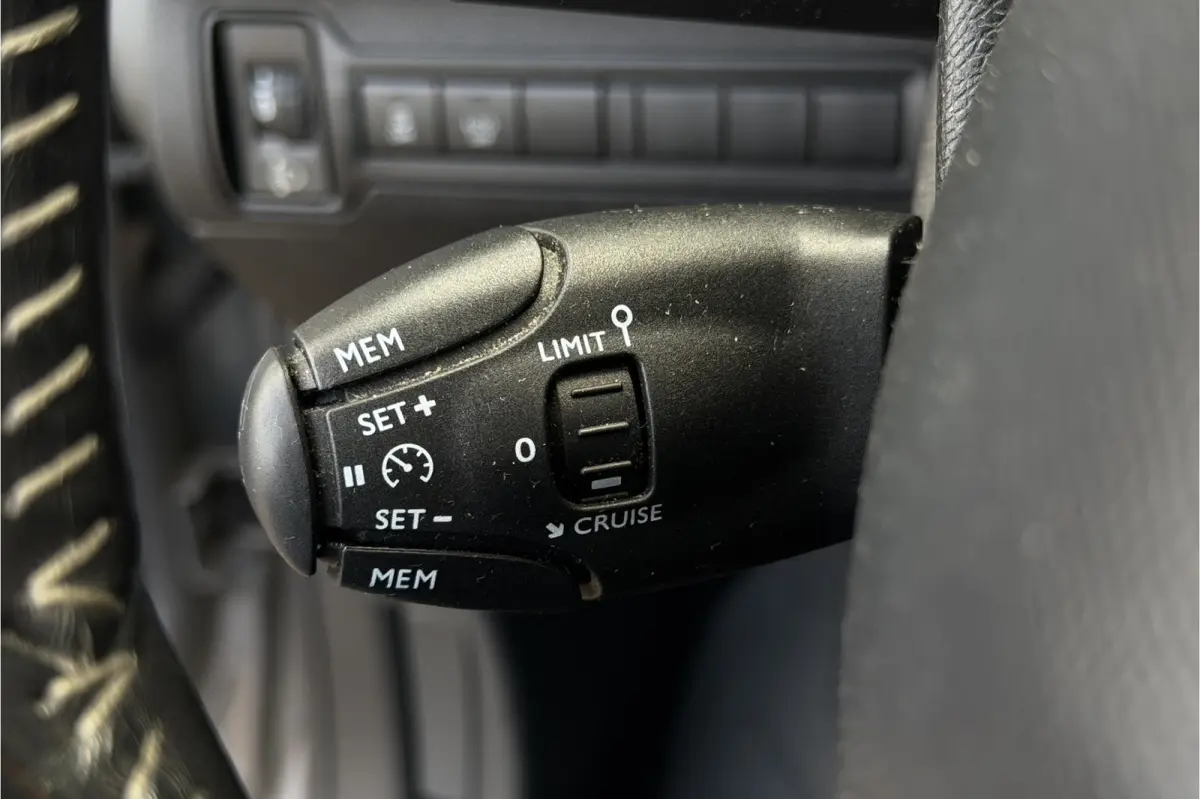 1.2 PureTech Blue Lease | Cruise | Airco | NAVI | NAP
