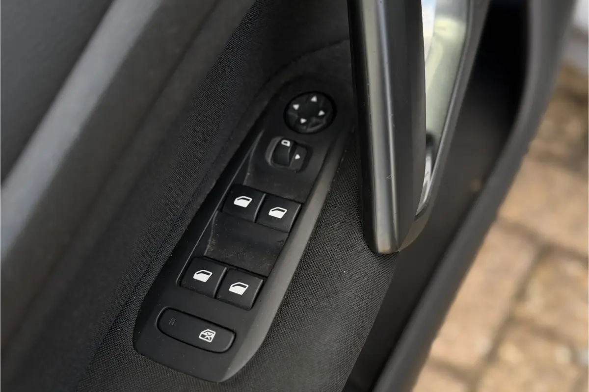 1.2 PureTech Blue Lease | Cruise | Airco | NAVI | NAP