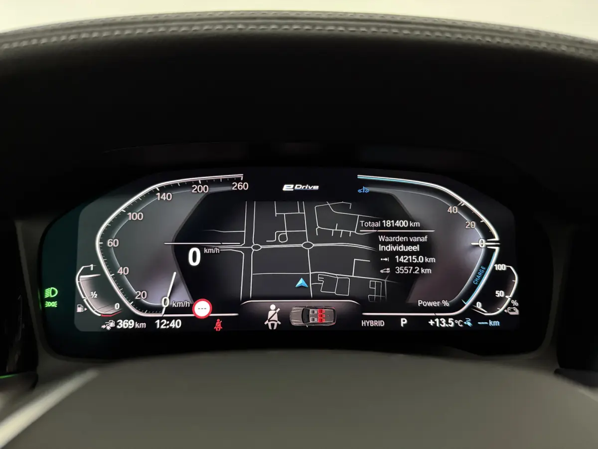 320e Business Edition | Pano | Virtual | Camera | Sfeer | BMW-Laser | Carplay | Memory | NAP
