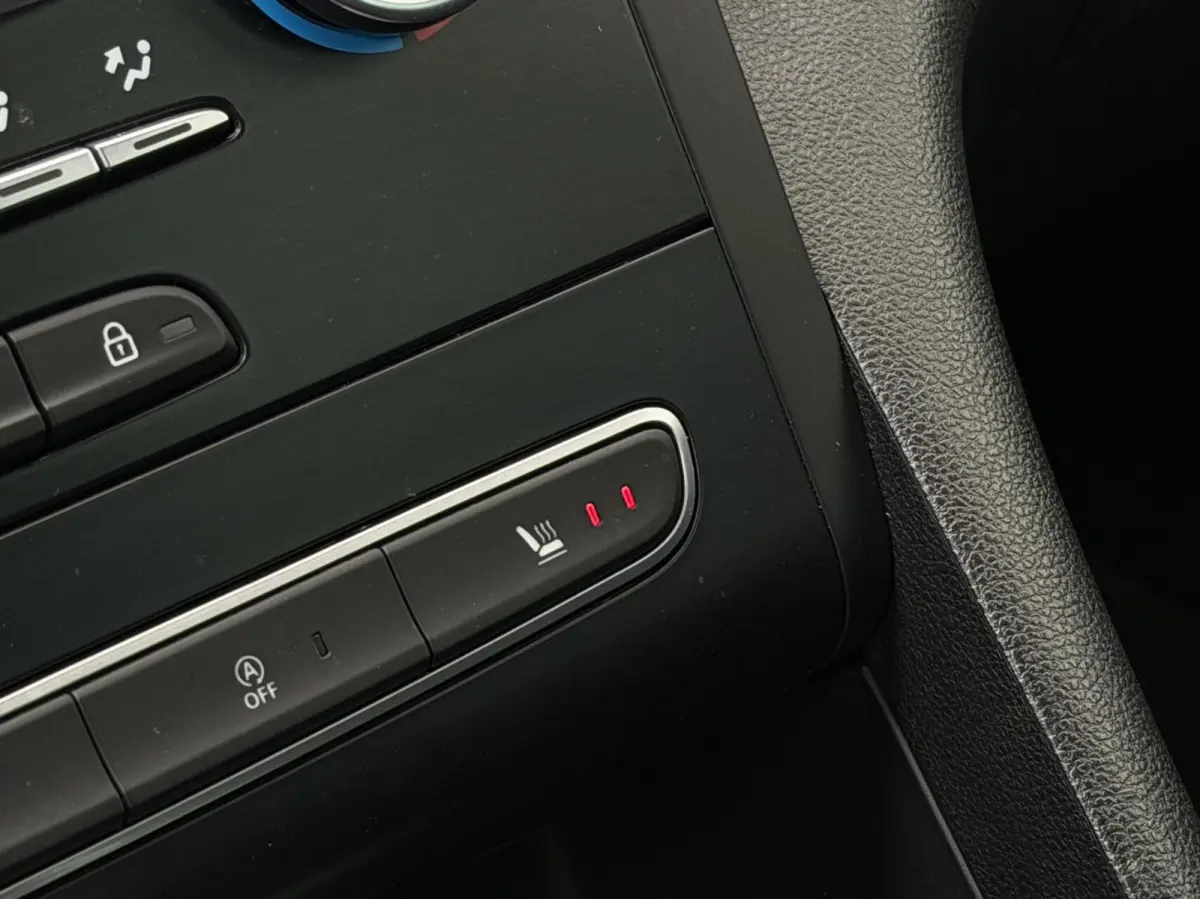 1.3 TCe Business | Stoelverw | Camera | Carplay
