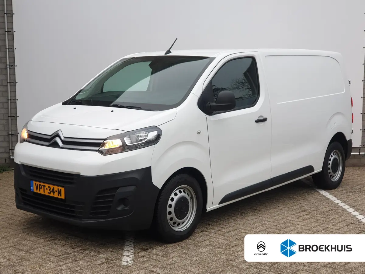 | Apple Carplay/Android Auto | Armsteun voor | Buitenspiegels elektrisch verstelbaar | Apple Carplay/Android Auto | Armsteun voor | Buitenspiegels elektrisch verstelbaar