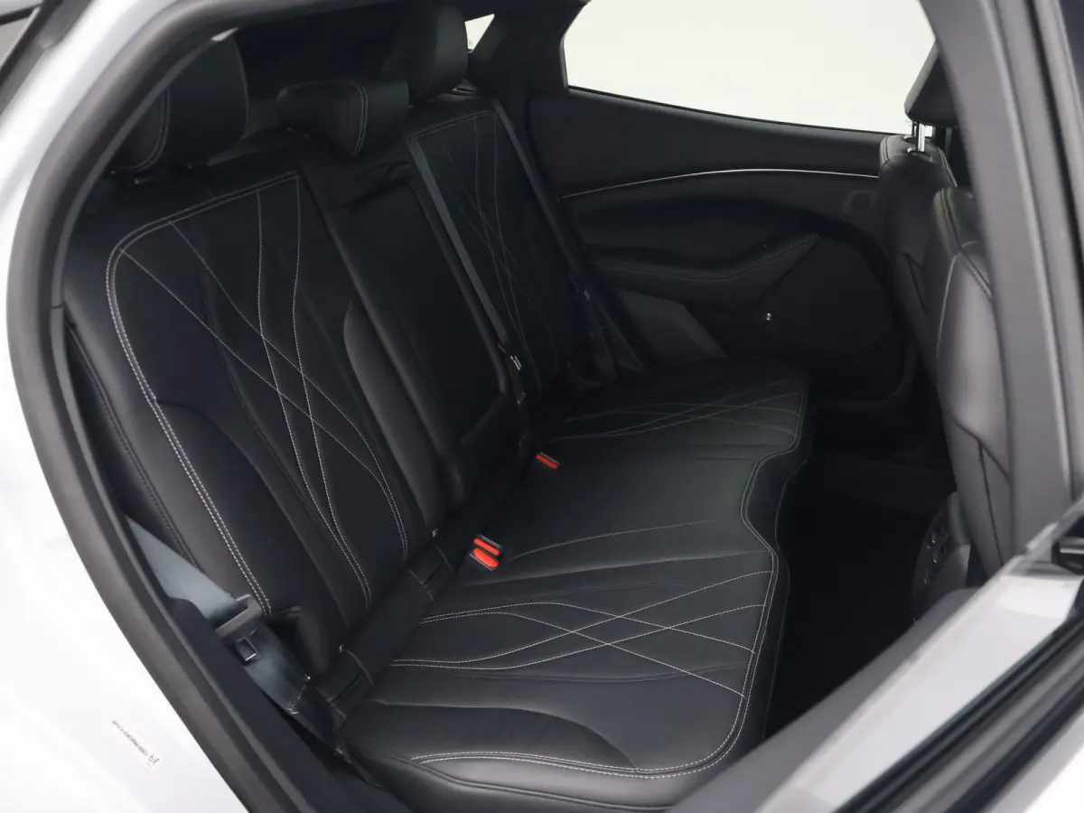 RWD 75 kWh *52.972 KM* + B&O | LEDER | 94% SOH | 360 CAMERA | STUUR/STOELVERWARMING
