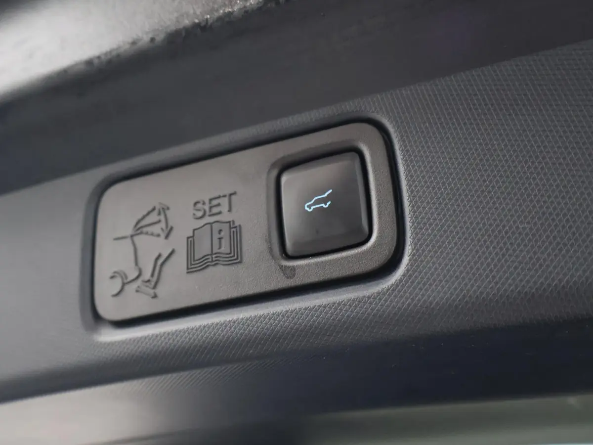 RWD 75 kWh *52.972 KM* + B&O | LEDER | 94% SOH | 360 CAMERA | STUUR/STOELVERWARMING