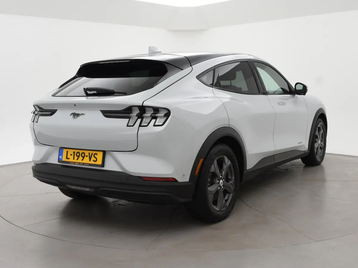 RWD 75 kWh *52.972 KM* + B&O | LEDER | 94% SOH | 360 CAMERA | STUUR/STOELVERWARMING