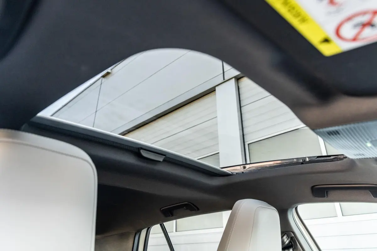 GTE 1.5 eHybrid 272pk | SoH 100% | Trekhaak | Panoramadak | Stoelverwarming/Verkoeling | Head-up Display | Leer | Camera