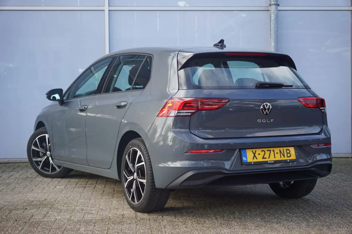 1.0 TSI 110pk Life | Navigatie | Apple Carplay & Android Auto | Adaptive Cruise