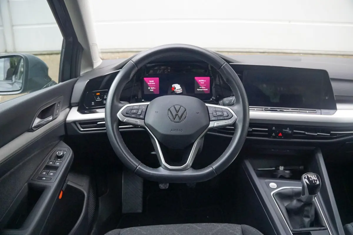 1.0 TSI 110pk Life | Navigatie | Apple Carplay & Android Auto | Adaptive Cruise