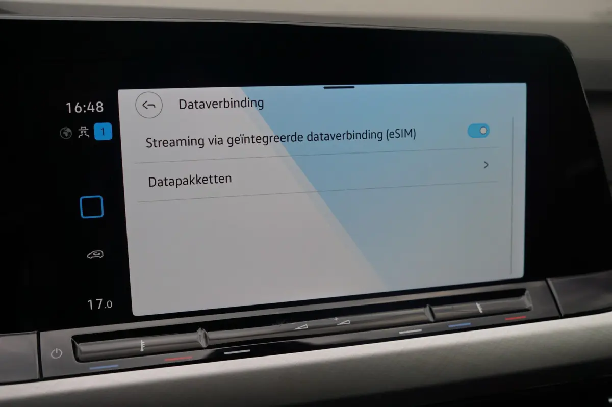1.0 TSI 110pk Life | Navigatie | Apple Carplay & Android Auto | Adaptive Cruise