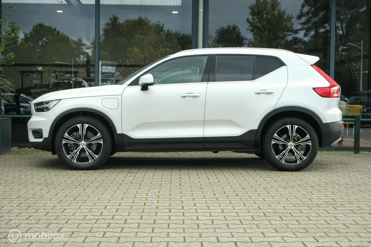 1.5 T5 Inscription | Pano | Harman Kardon | Stoel en stuurwielverw. | Memory stoelen | 360 camera | ACC | Adaptieve LEDlampen | Unieke KM | All Seasons