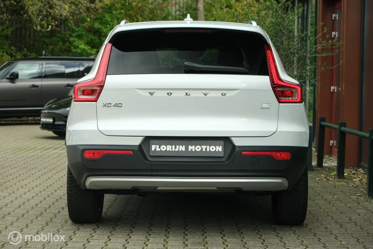 1.5 T5 Inscription | Pano | Harman Kardon | Stoel en stuurwielverw. | Memory stoelen | 360 camera | ACC | Adaptieve LEDlampen | Unieke KM | All Seasons