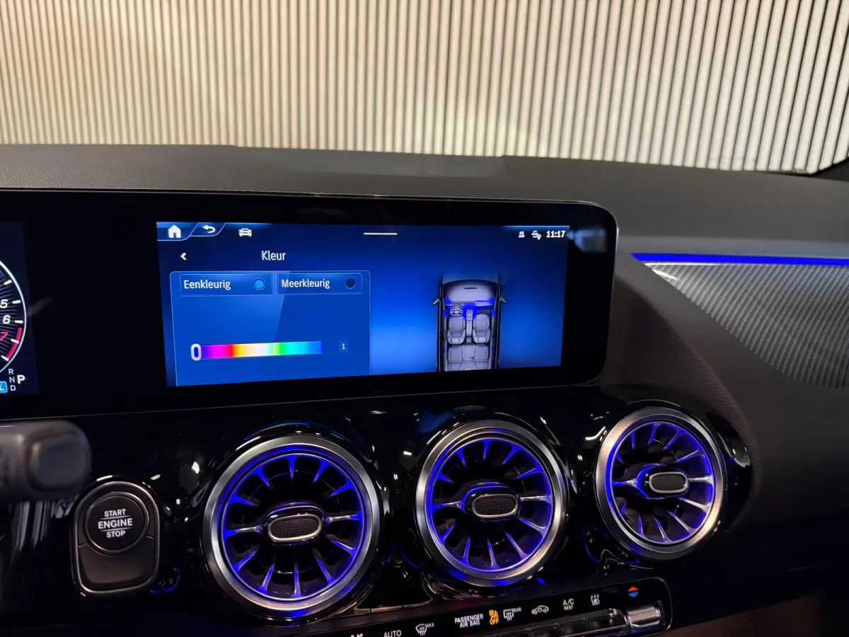 250e AMG STYLING-PANORAMA-NIGHT PAKKET-CAMERA-KEYLESS-BTW