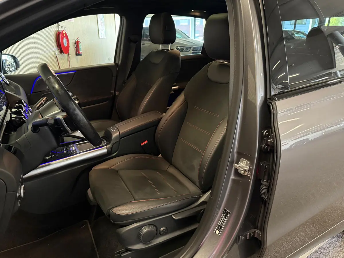250e AMG STYLING-PANORAMA-NIGHT PAKKET-CAMERA-KEYLESS-BTW