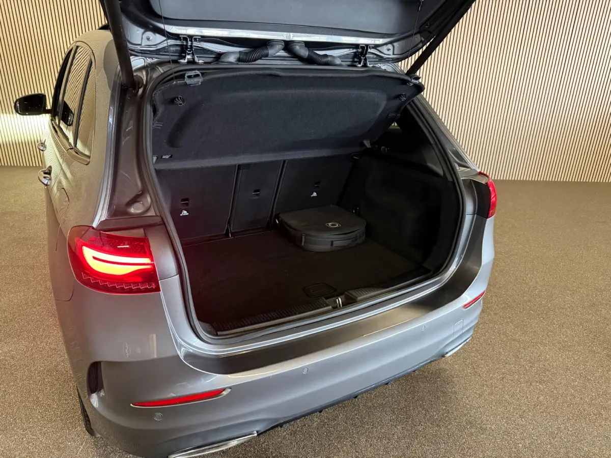 250e AMG STYLING-PANORAMA-NIGHT PAKKET-CAMERA-KEYLESS-BTW