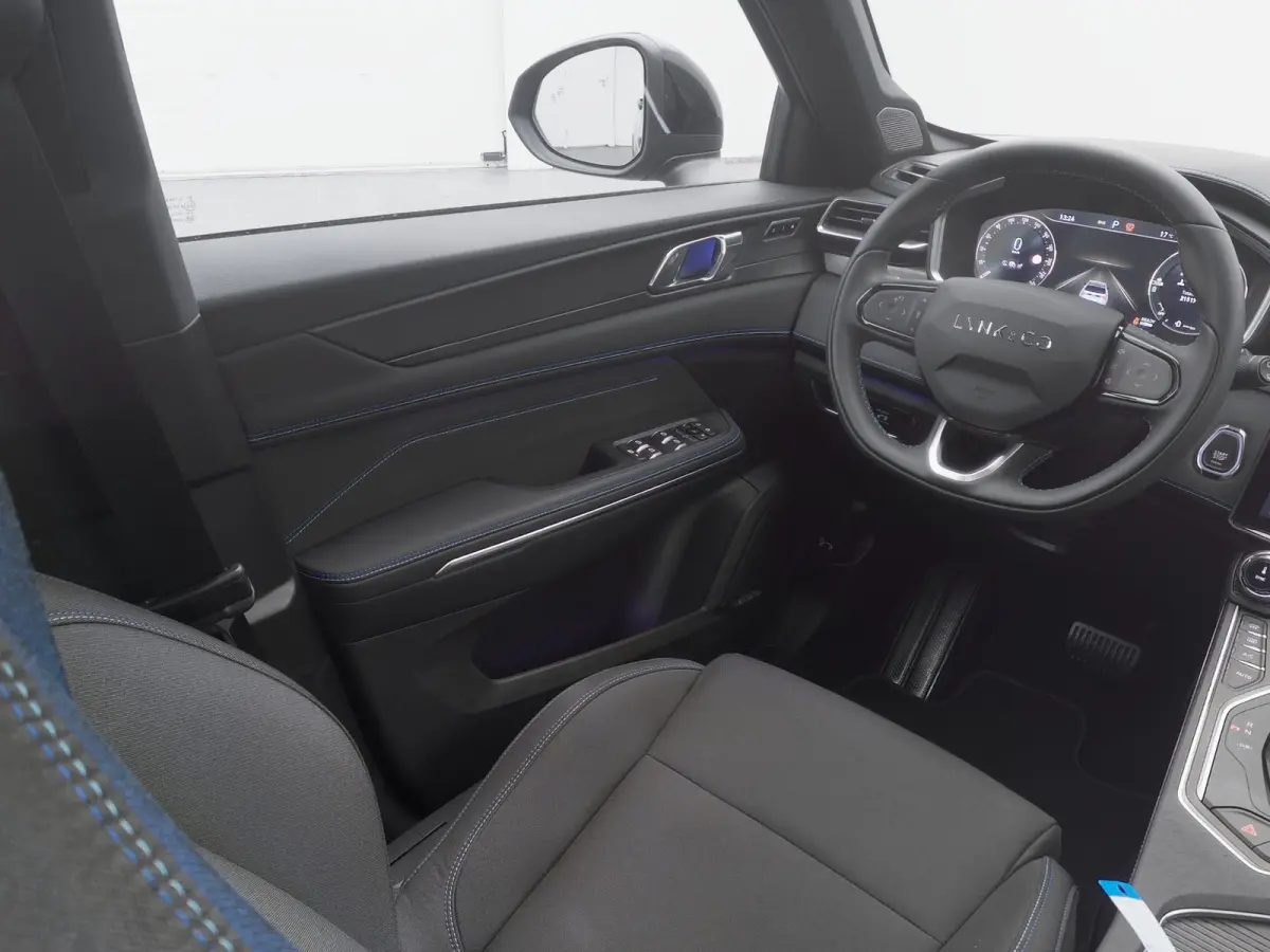 1.5 Plug-in Hybrid | 360° | BLACK | ZWARTE HEMEL | STUURVERWARMING | NLD AUTO