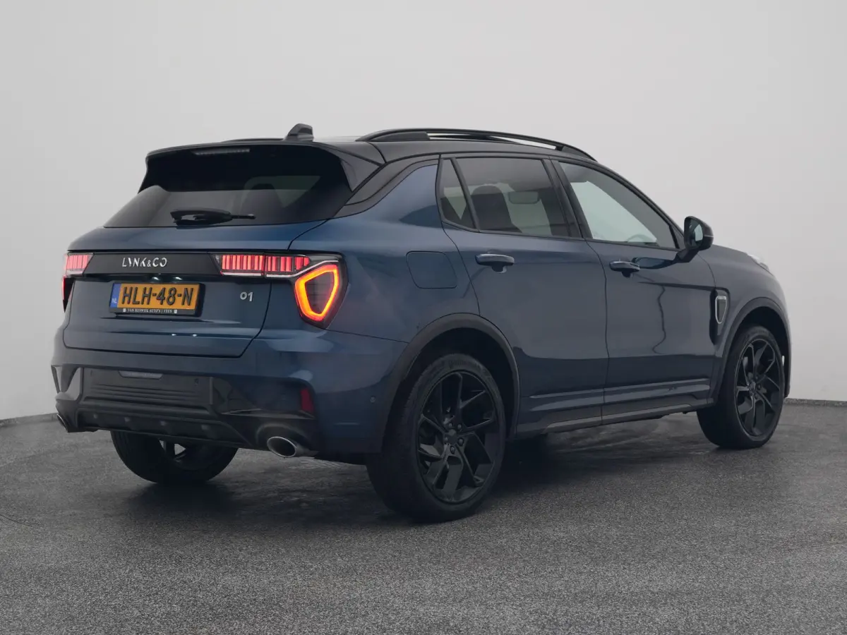 1.5 Plug-in Hybrid | 360° | BLACK | ZWARTE HEMEL | STUURVERWARMING | NLD AUTO