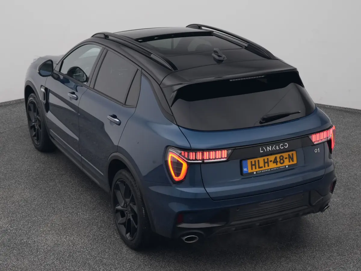 1.5 Plug-in Hybrid | 360° | BLACK | ZWARTE HEMEL | STUURVERWARMING | NLD AUTO