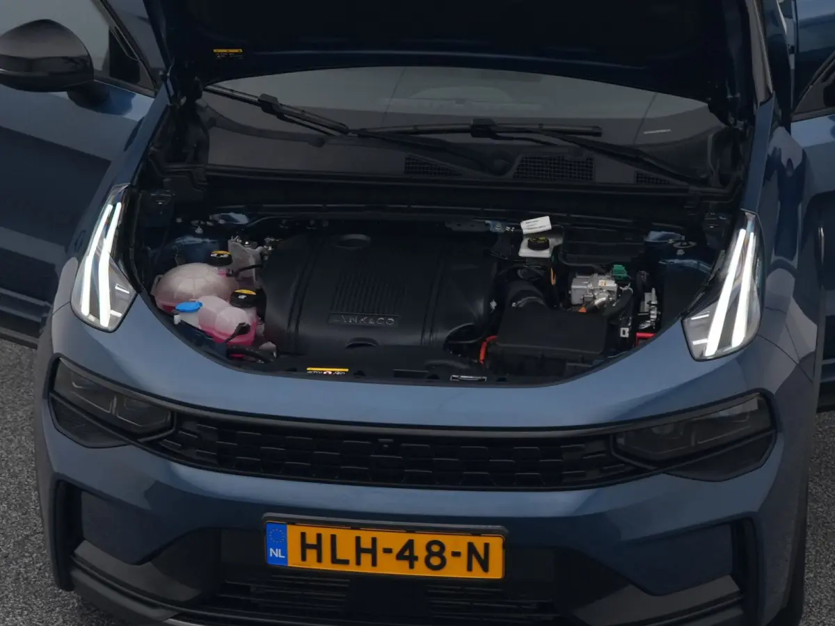 1.5 Plug-in Hybrid | 360° | BLACK | ZWARTE HEMEL | STUURVERWARMING | NLD AUTO