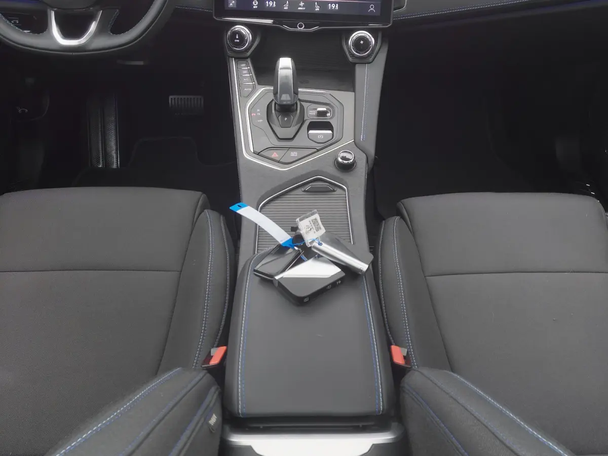 1.5 Plug-in Hybrid | 360° | BLACK | ZWARTE HEMEL | STUURVERWARMING | NLD AUTO