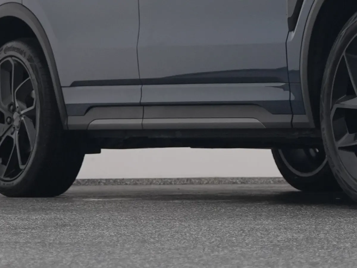 1.5 Plug-in Hybrid | 360° | BLACK | ZWARTE HEMEL | STUURVERWARMING | NLD AUTO