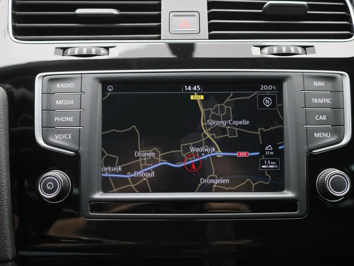 1.4 TSI Business Edition Connected R 125 PK| Origineel Nederlands | 1e Eigenaar | Dealeronderhouden | Trekhaak | R-Line Exterieur | Navigatie | Achteruitrijcamera | Stoelverwarming | Climatr