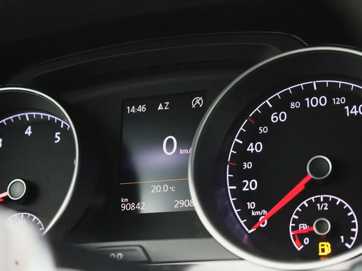 1.4 TSI Business Edition Connected R 125 PK| Origineel Nederlands | 1e Eigenaar | Dealeronderhouden | Trekhaak | R-Line Exterieur | Navigatie | Achteruitrijcamera | Stoelverwarming | Climatr