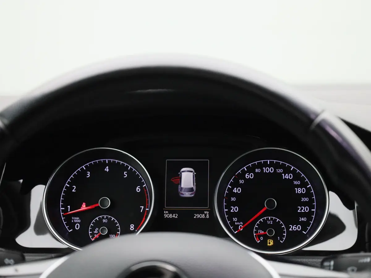 1.4 TSI Business Edition Connected R 125 PK| Origineel Nederlands | 1e Eigenaar | Dealeronderhouden | Trekhaak | R-Line Exterieur | Navigatie | Achteruitrijcamera | Stoelverwarming | Climatr