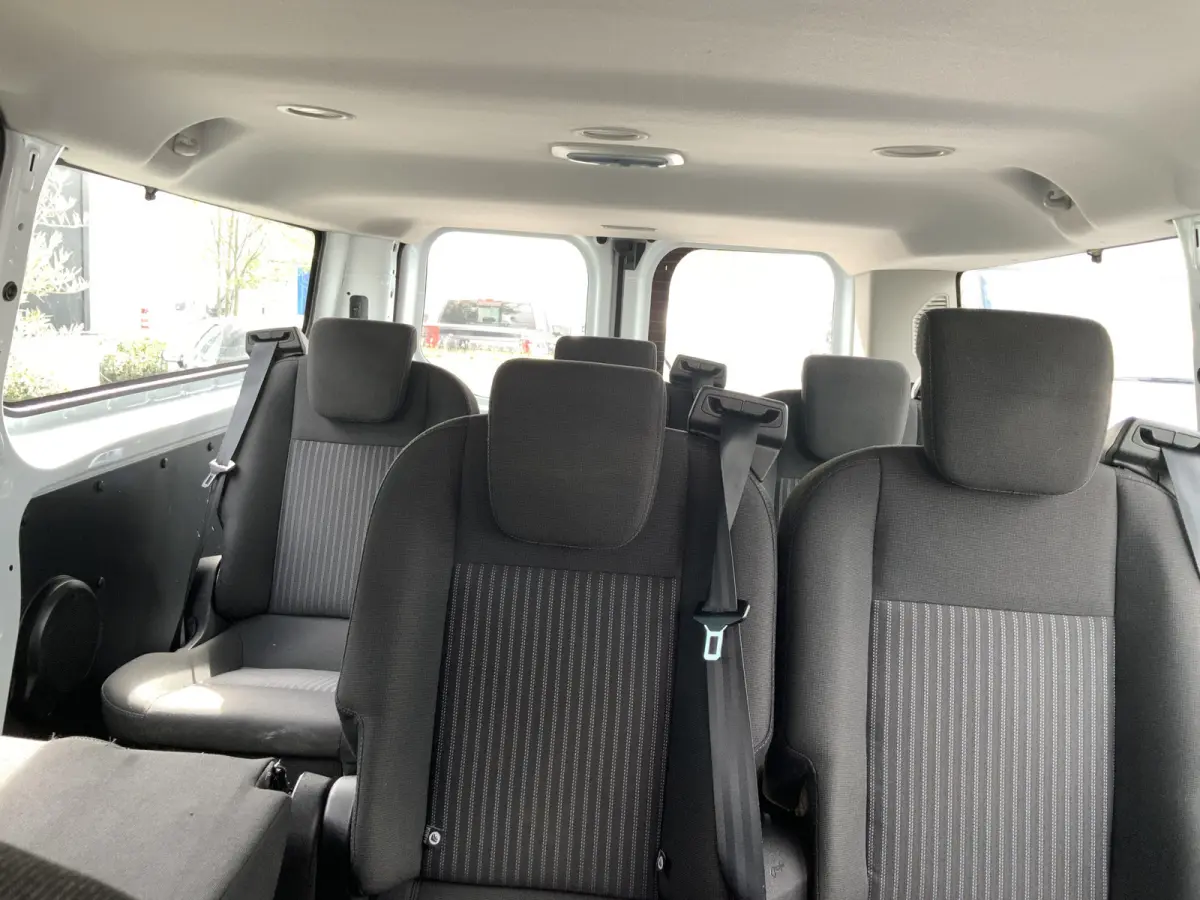 310 2.2 TDCI L2H1 Ambiente 9 Persone Airco Cruise Trekhaak 2200 kg Euro 5. in de btw  in de bpm