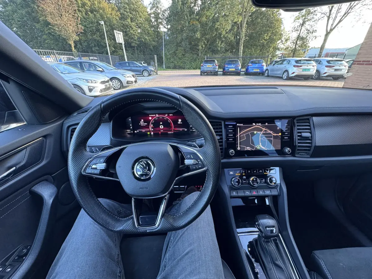 1.5 TSI Business Edition Plus 7p. Sportline, Pano, Trekhaak, Leder/Alcantara