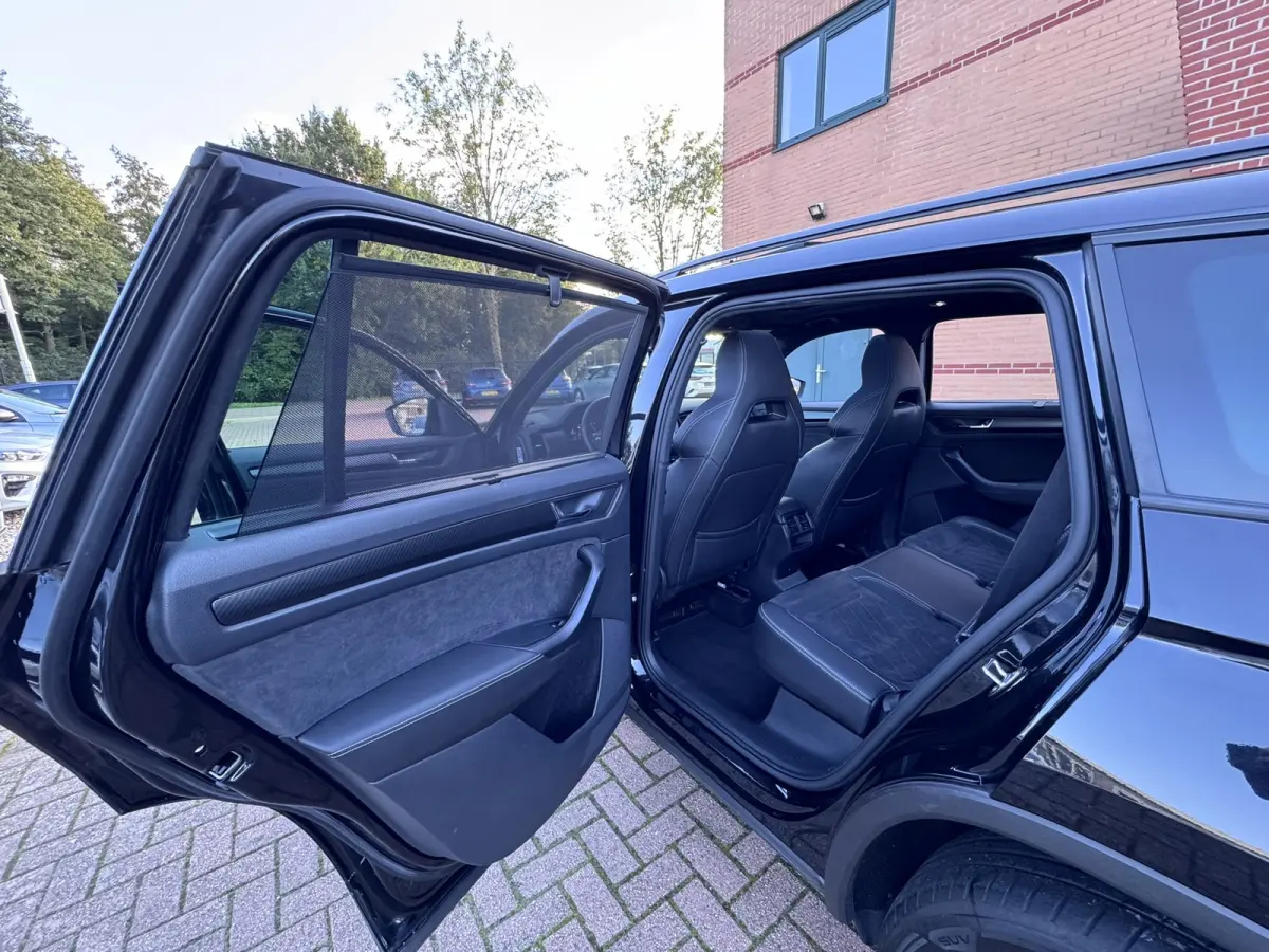 1.5 TSI Business Edition Plus 7p. Sportline, Pano, Trekhaak, Leder/Alcantara
