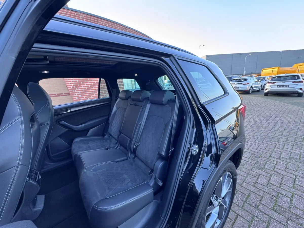 1.5 TSI Business Edition Plus 7p. Sportline, Pano, Trekhaak, Leder/Alcantara