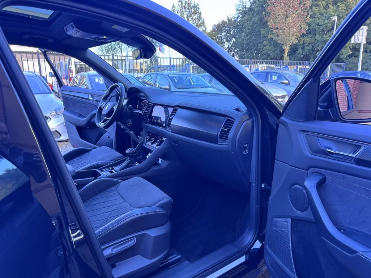 1.5 TSI Business Edition Plus 7p. Sportline, Pano, Trekhaak, Leder/Alcantara