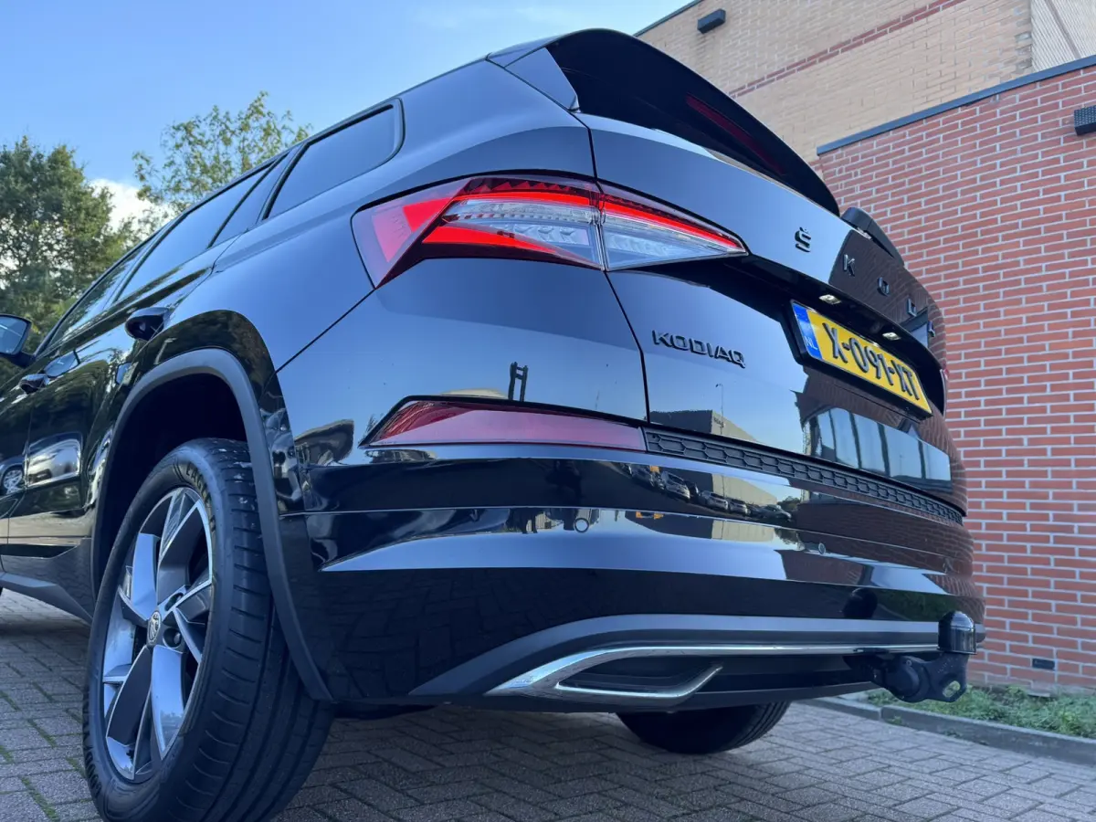 1.5 TSI Business Edition Plus 7p. Sportline, Pano, Trekhaak, Leder/Alcantara
