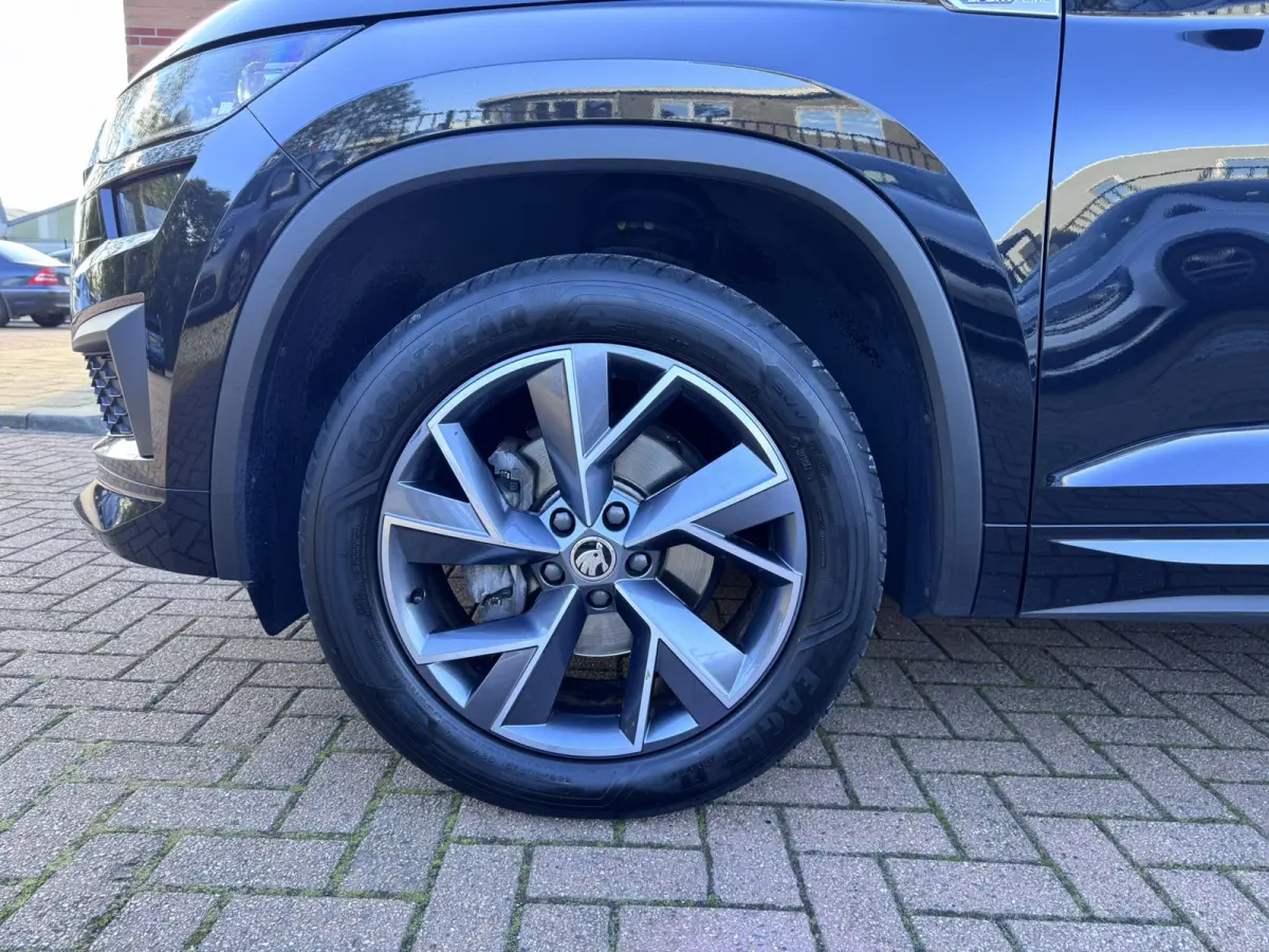 1.5 TSI Business Edition Plus 7p. Sportline, Pano, Trekhaak, Leder/Alcantara