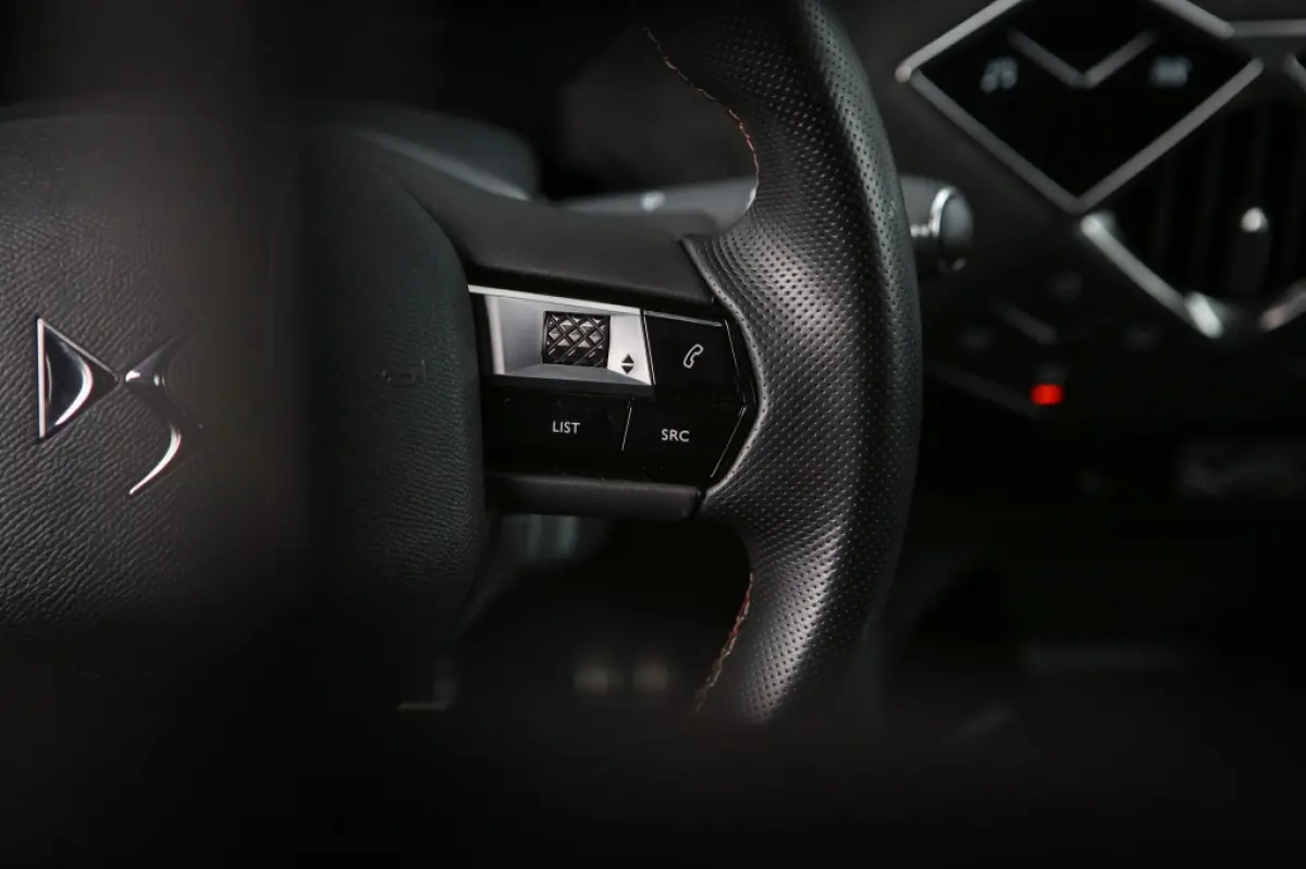 1.2 PT Perform. Line | Navigatie | Carplay | Android Auto | Alcantara |