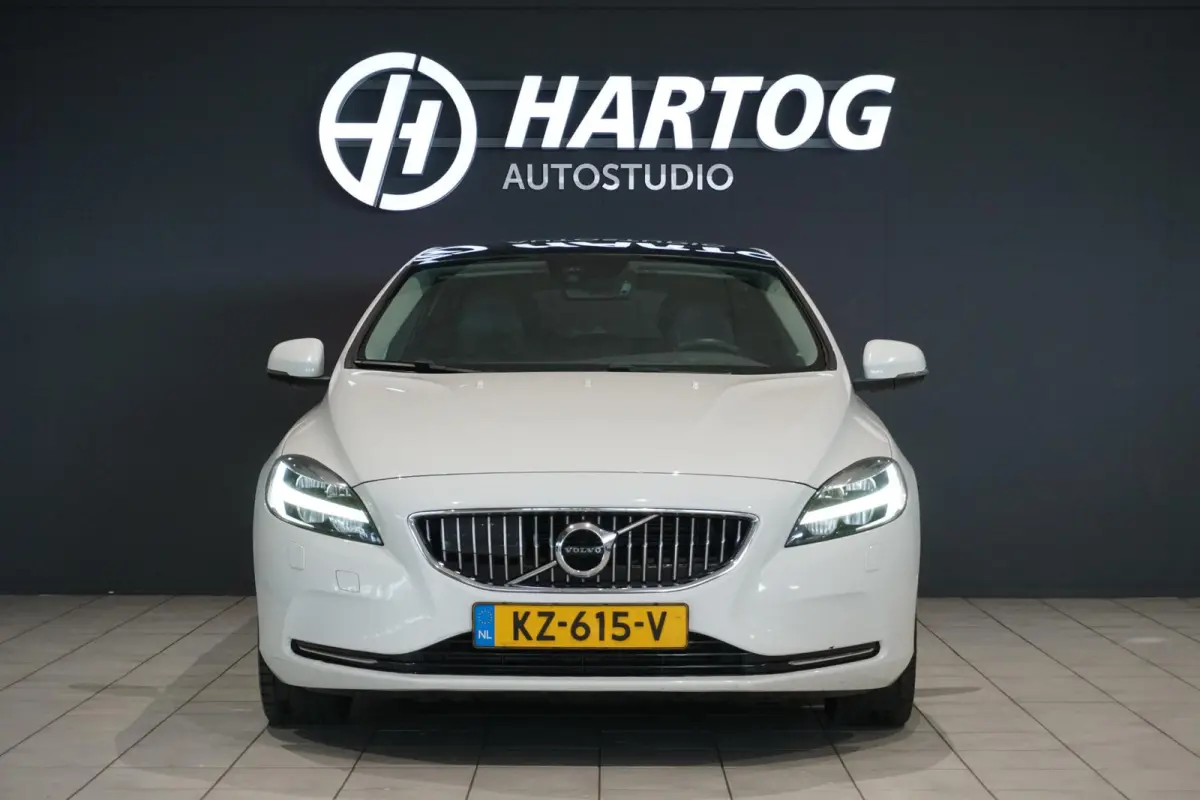 2.0 D2 Inscription * DEALER ONDERHOUDEN * + PANO / LEDER / MEMORY / CAMERA