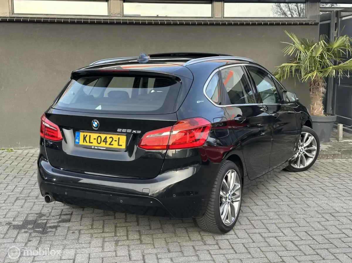 225xe iPerformance Centennial