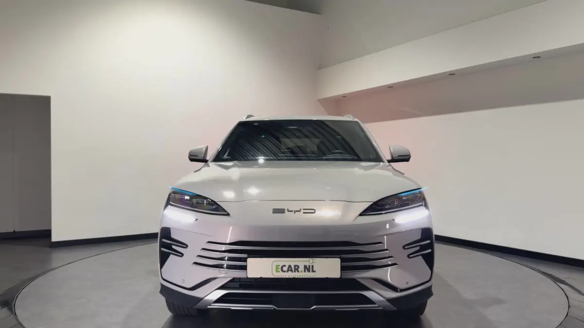 1.5 DM-i FWD Boost | Stuur verwarming | Stoel verkoeling | Stoel verwarming | Schuif-kantel dak |