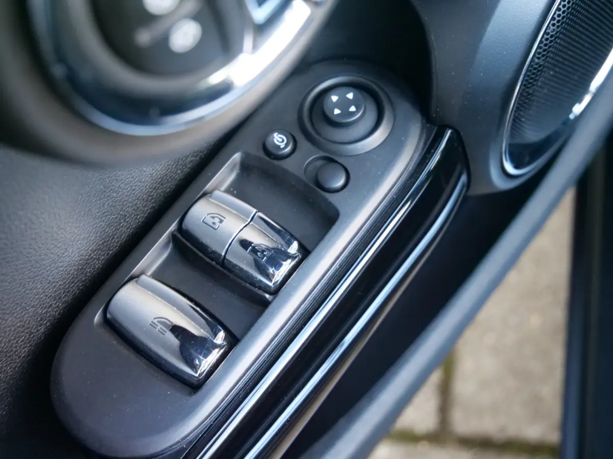2.0 S 192Pk Sidewalk Edition Automaat Apple Carplay / Harman Kardon / Camera / Adaptive Cruise / HUD