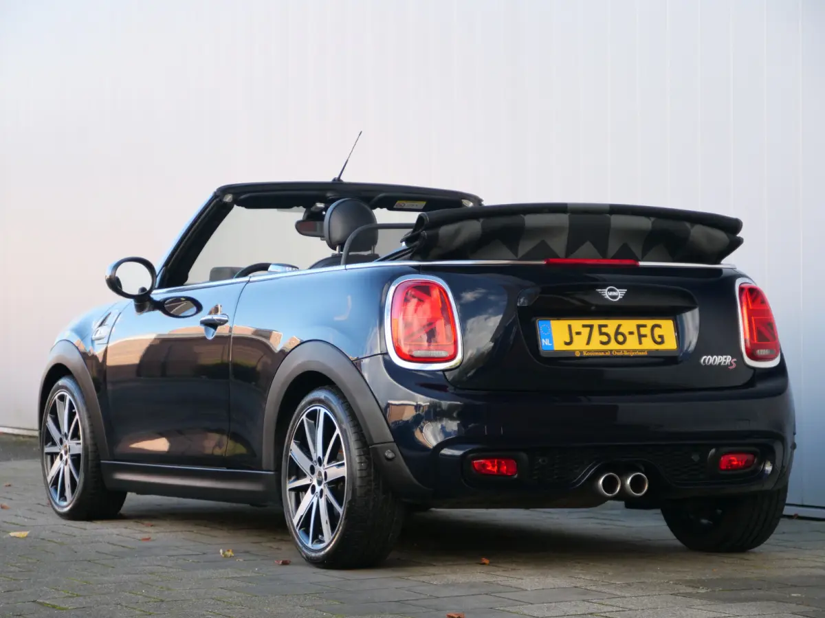 2.0 S 192Pk Sidewalk Edition Automaat Apple Carplay / Harman Kardon / Camera / Adaptive Cruise / HUD