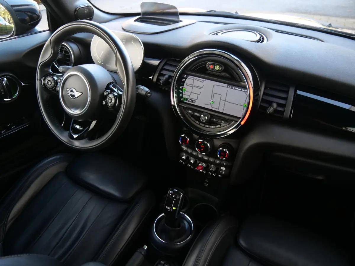 2.0 S 192Pk Sidewalk Edition Automaat Apple Carplay / Harman Kardon / Camera / Adaptive Cruise / HUD