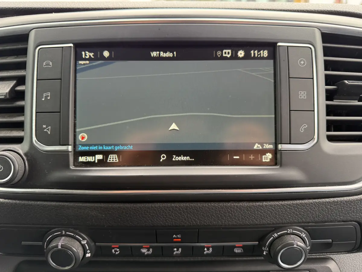 75kWh 136PK L2 330km WLTP Snelladen Imperiaal Climate Control Cruise Control Imperiaal Carplay Navigatie Parkeersensoren