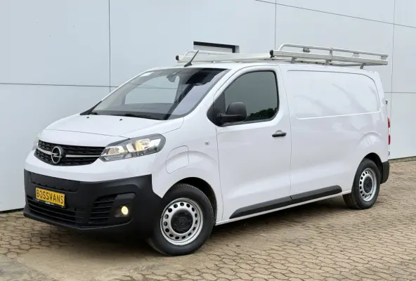 75kWh 136PK L2 330km WLTP Snelladen Imperiaal Climate Control Cruise Control Imperiaal Carplay Navigatie Parkeersensoren