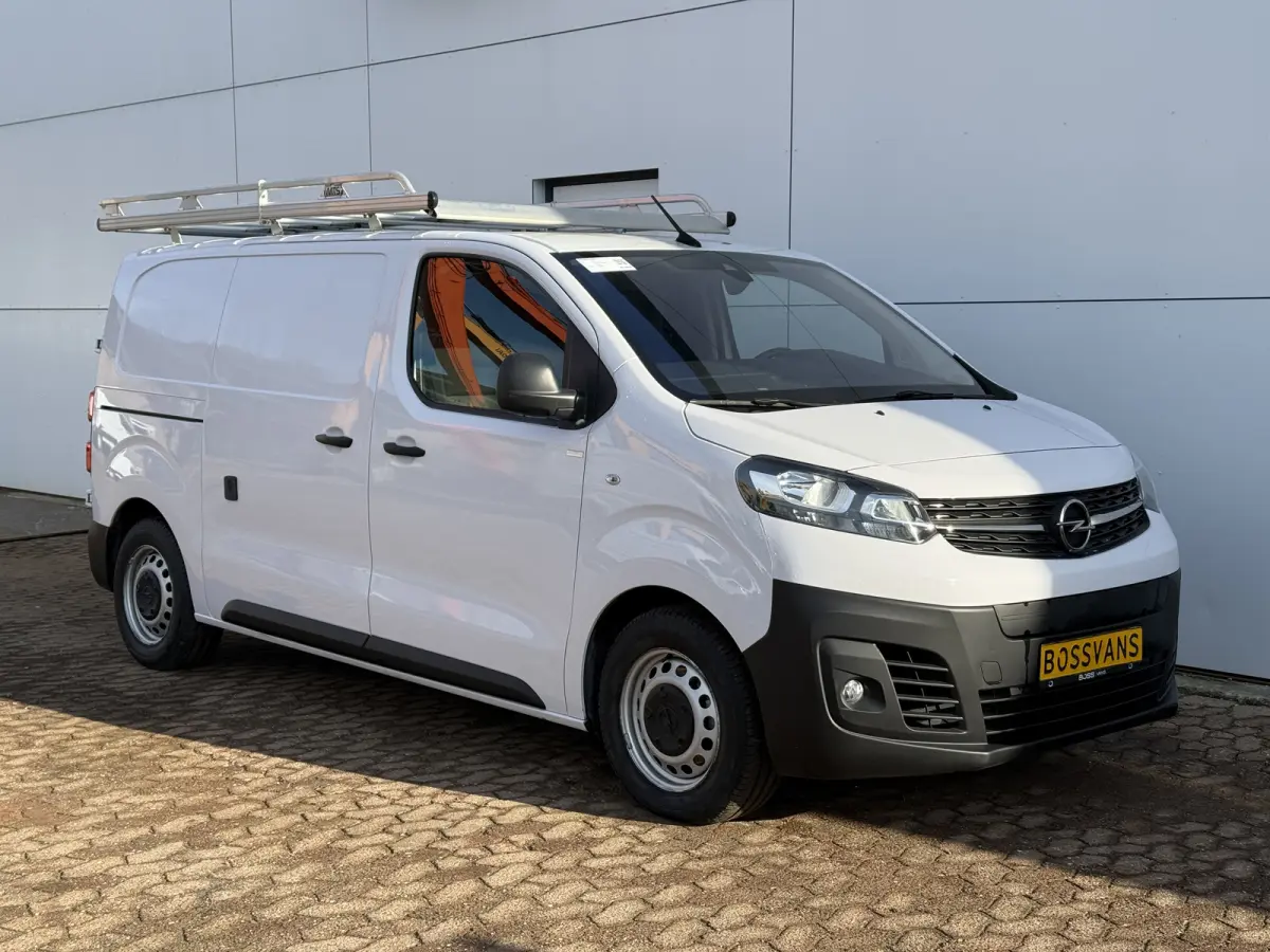 75kWh 136PK L2 330km WLTP Snelladen Imperiaal Climate Control Cruise Control Imperiaal Carplay Navigatie Parkeersensoren
